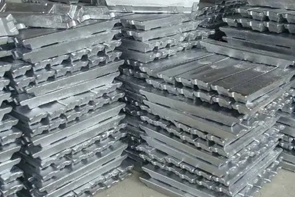 Wall Liner.The difference between wall lining and putty