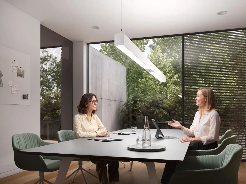 Lumin-Comfortable lighting environment for a meeting conversation: soft light distribution reduces glare and improves spatial experience