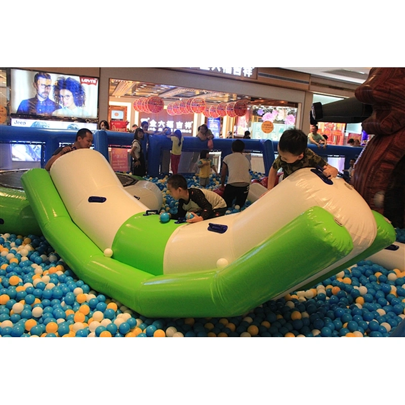 pirata boat and polar bear-27x11M+15x4.5x6.7M