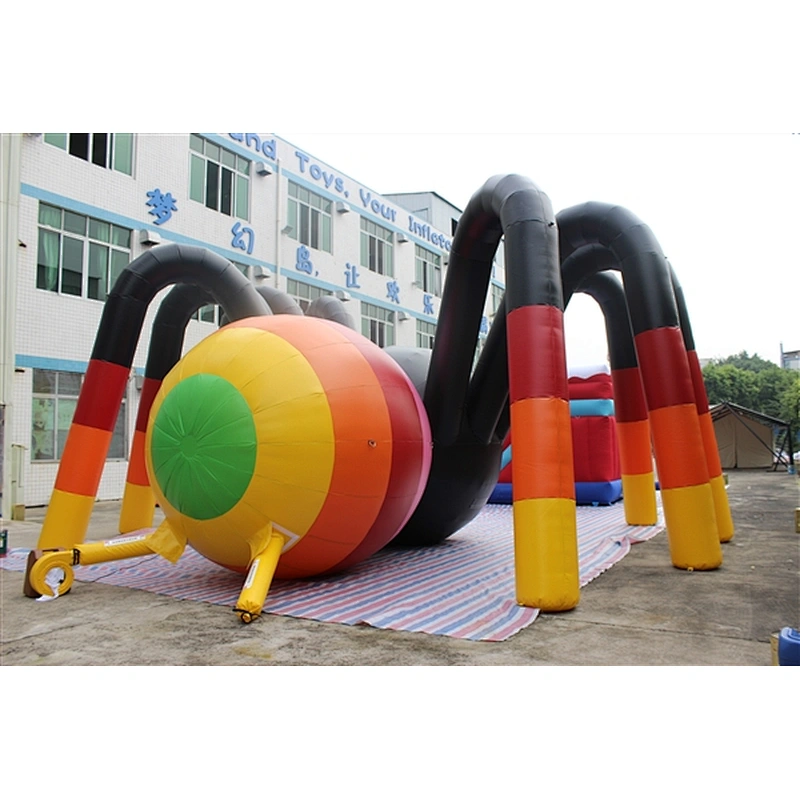 smiling huge spider-6.7x7.8x4m