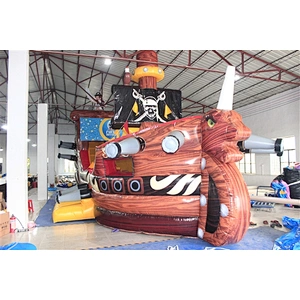 pirata boat and polar bear-27x11M+15x4.5x6.7M