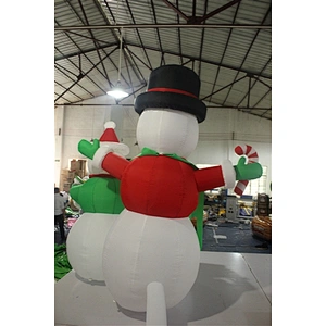 Commercial outdoor Inflatable snowman Cheap giant air-blown snowman for Christmas decoration supplies for Sale-2.4m