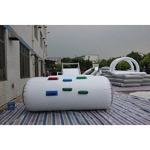 inflatable water obstacle-10x3m
