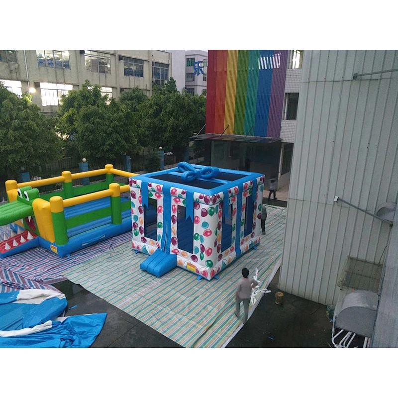 inflatable gift box bouncer-5x4m
