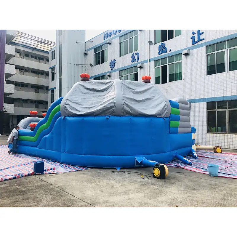 Inflatable submarine world fu city