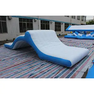 inflatable water obstacle-6x2m
