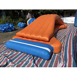 Inflatable water obstacle-8x2.5m