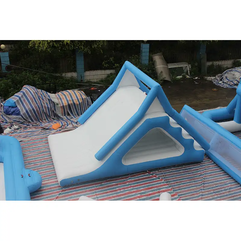 Inflatable water obstacle-5x3m