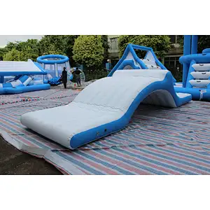 inflatable water obstacle-6x2m