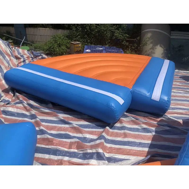 Inflatable sidekick-2.5x2.5m