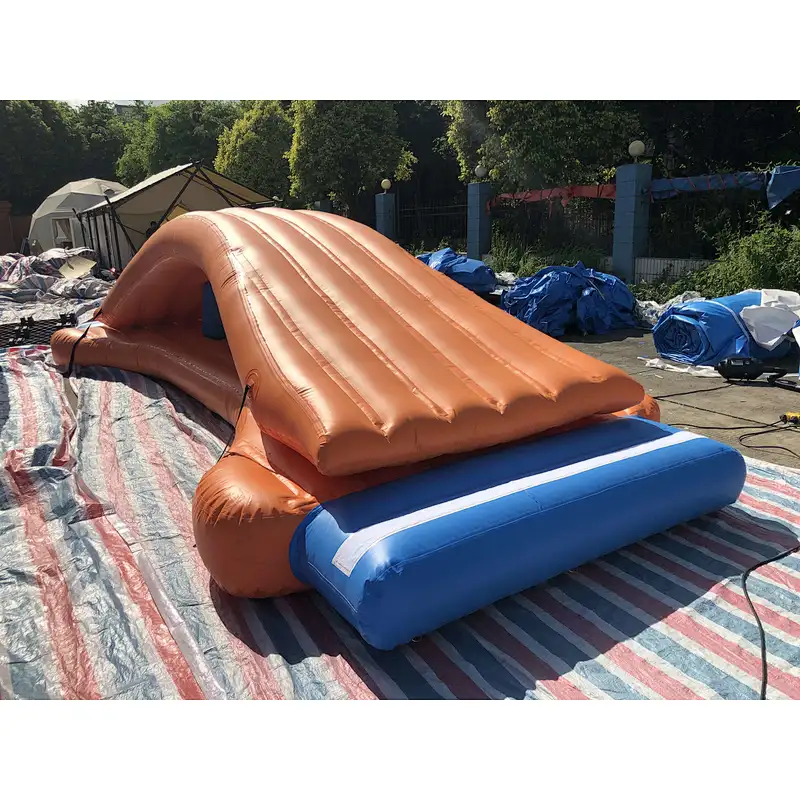 Inflatable water obstacle-8x2.5m