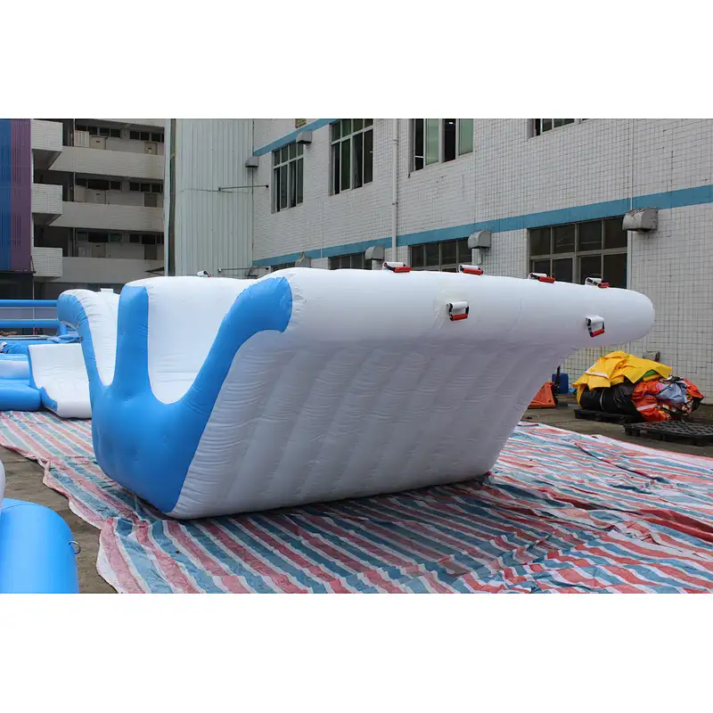 inflatable water obstacle-5.2x3.1m