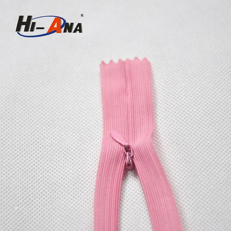 Our factories 20 years'experience Best quality 7 inch zippers