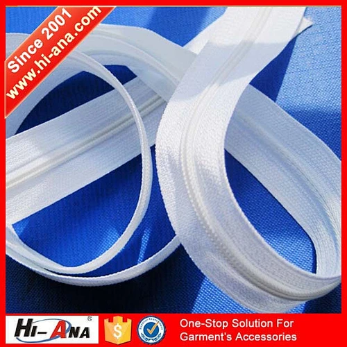 24 hours service online All kinds of accessory zipper tape by the yard