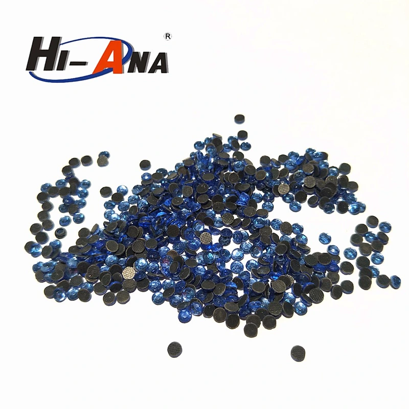 Familiar in OEM and ODM Good Price rhinestone studs for leather