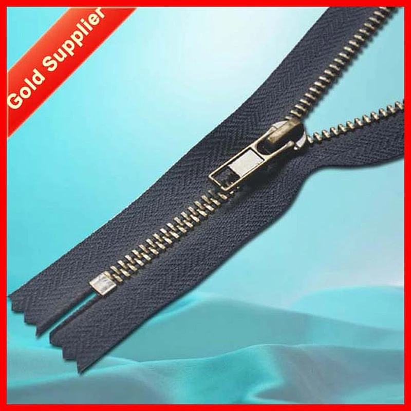 One stop solution for Garment Accessories for silver zipper