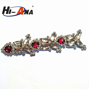 Our factories 20 years'experience different style roll rhinestone chain