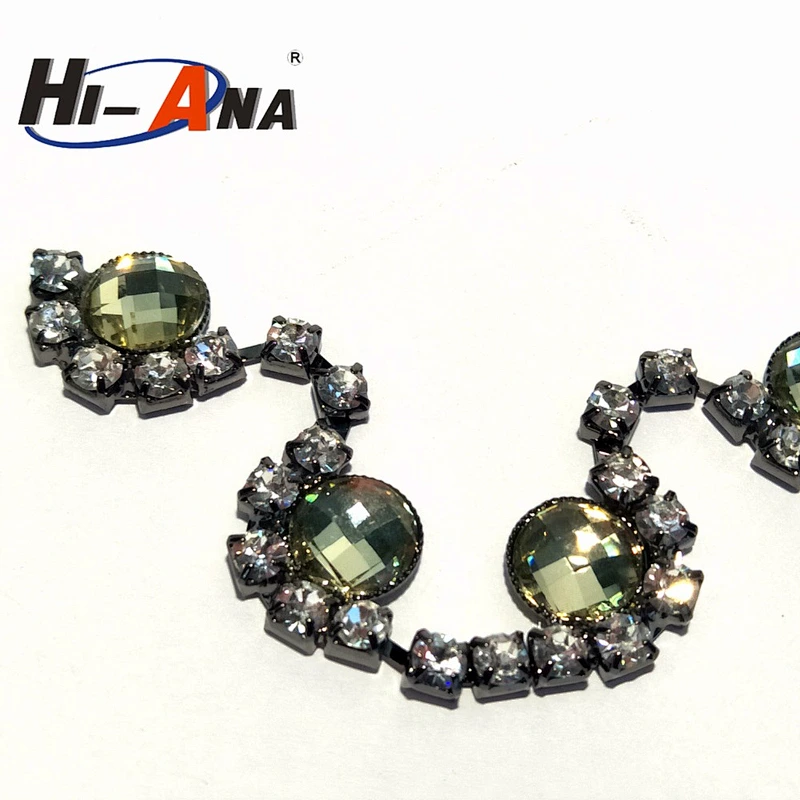 hi-ana rhinestone1 Team race and club multi color crystal rhinestone chain