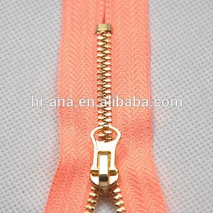 Pin Lock Metal Zipper with Golden Teeth