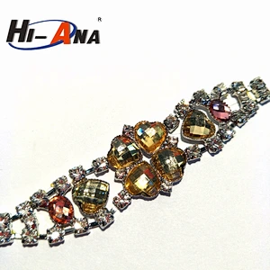 Our factories 20 years'experience Color brilliancy crystal rhinestone chain trimming
