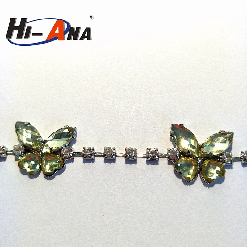 24 hours service online wholesale different style rhinestone chains by the yard