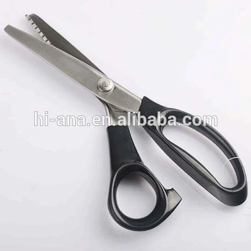 China 9 cutting zigzag scissors