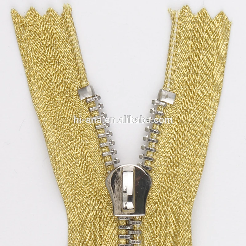 #5 Metal Gold Zipper o/e with Golden Tape