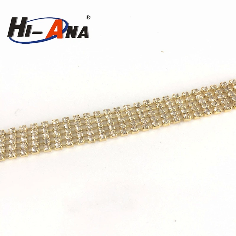 24 hours service online wholesale different style rhinestone by the yard