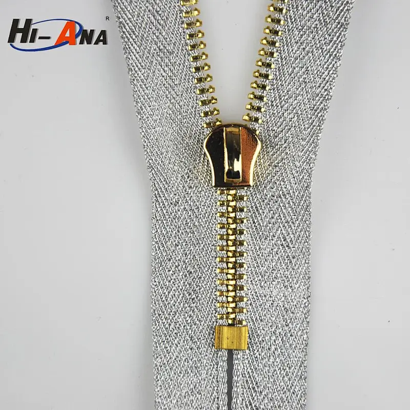 Global brands 10 year Custom jacket zips