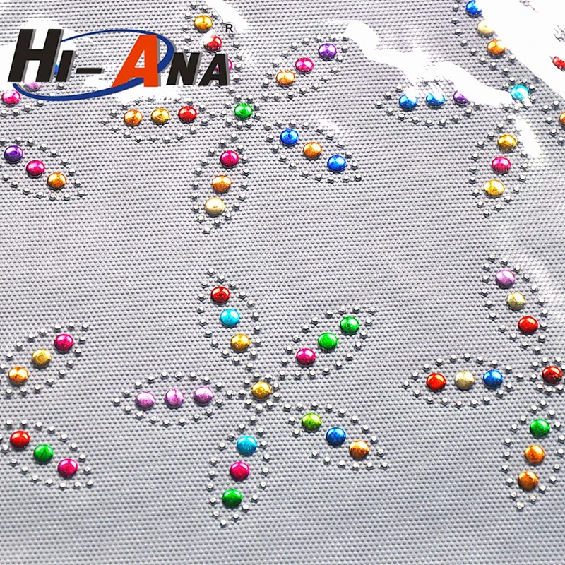 20 QC staffs ensure the quality Custom Gift rhinestone hotfix skull