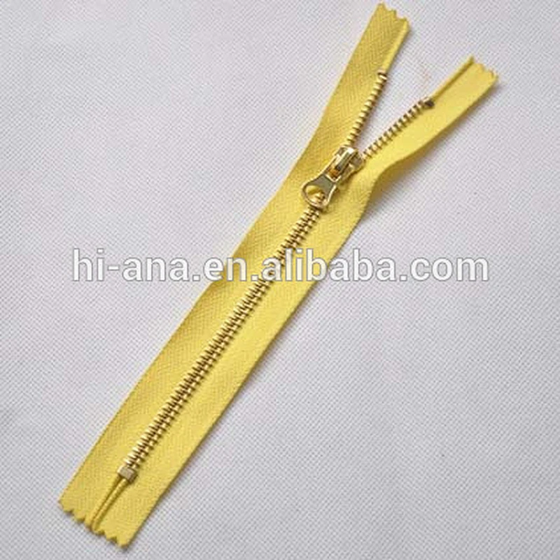 Metal Zippers Pin Lock 5 with Golden Teeth