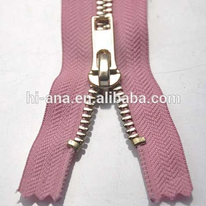 5 Gold Metal Zipper C/E, A/L