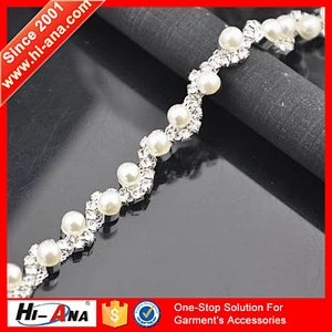 Accept custom top quality customization Finest Quality rhinestones by the yard