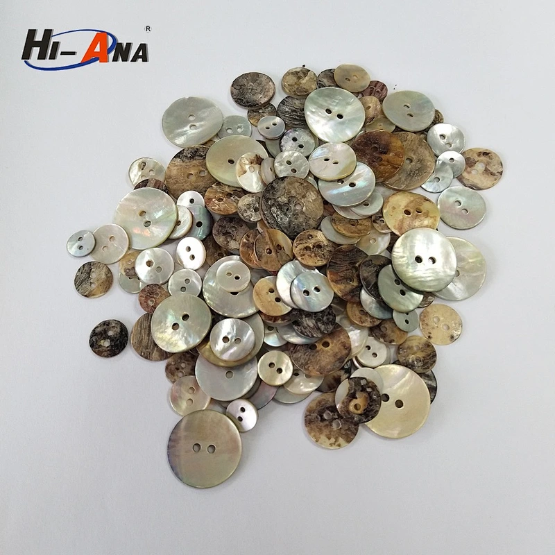 size 22L.black butterfly shell button China supplier
