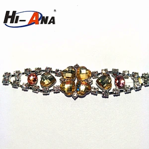 Our factories 20 years'experience Color brilliancy crystal rhinestone chain trimming