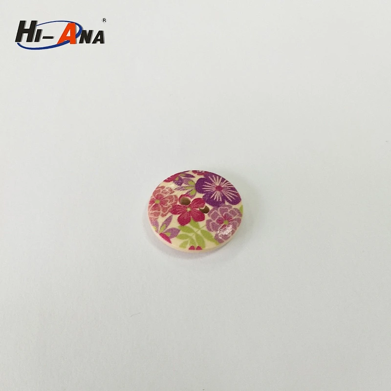 painted wooden buttons 32L for clothes