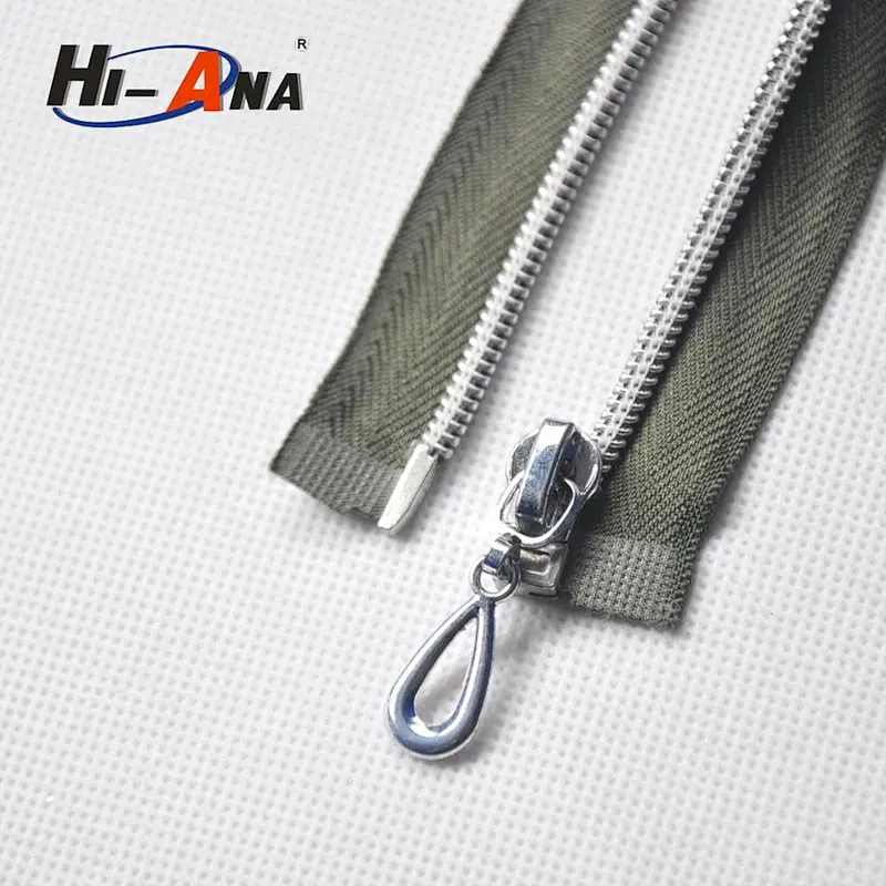 Over 15 Years experience High quality rainbow teeth zipper