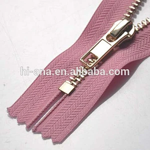 5 Gold Metal Zipper C/E, A/L