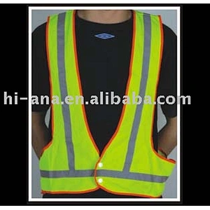 reflective safety clothing