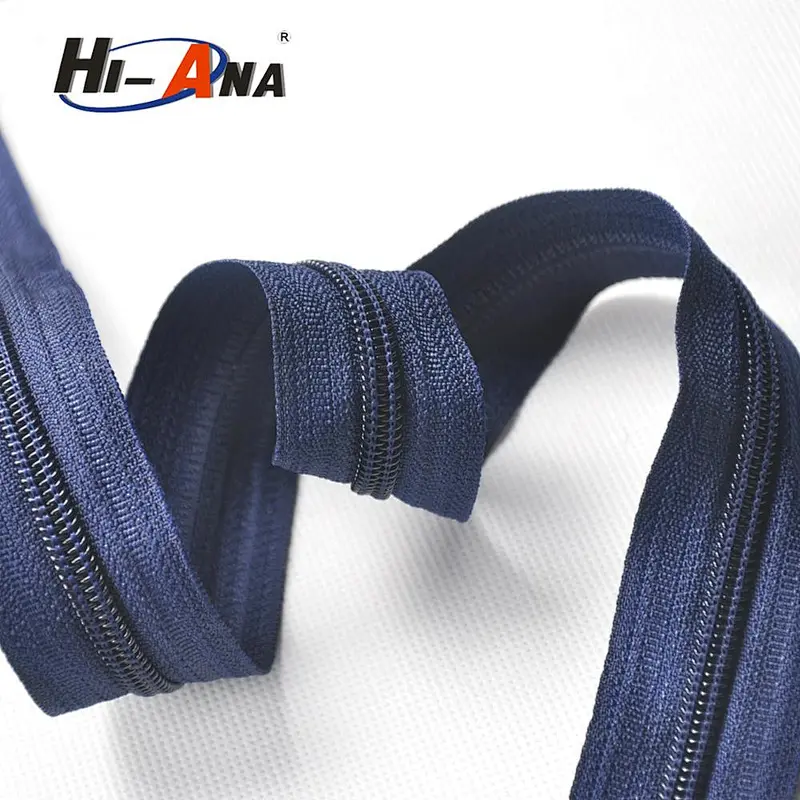 No 3 Nylon Zipper Rolls with 4 Line