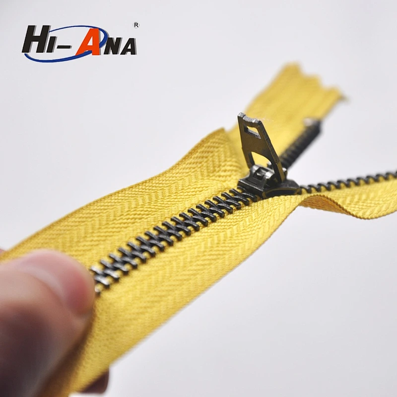hi-ana zipper1 Globally integrating manufacturing process Fashion jeans zipper