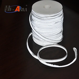 reflective yarn
