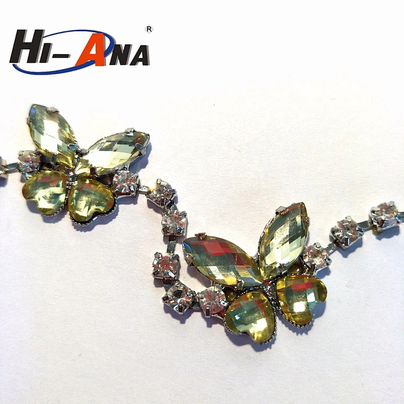 24 hours service online wholesale different style rhinestone chains by the yard