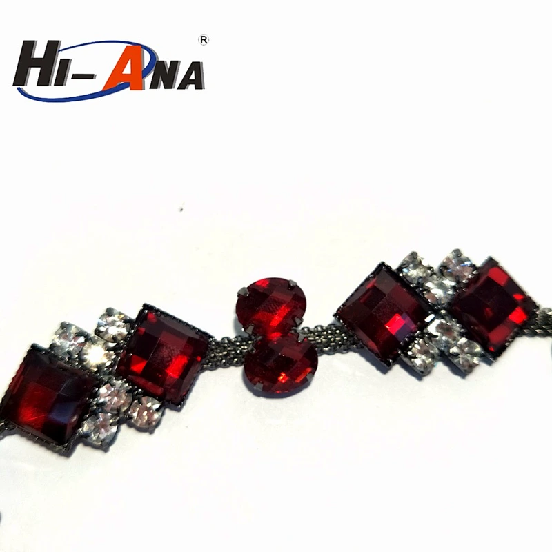 Cheap price china team Custom Gift 24 row crystal rhinestone chain trimming