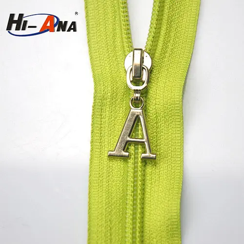 Export to 70 countries Different size zipper slider parts