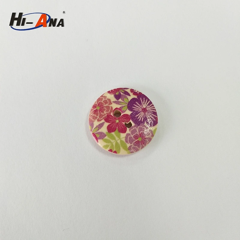 painted wooden buttons 32L for clothes