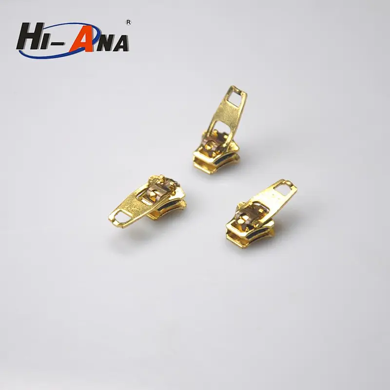 Over 95% accessories exported Different size metal zipper pulls