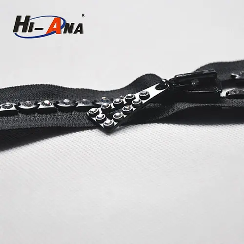 hi-ana zipper3 Globally integrating manufacturing selling fancy zipper