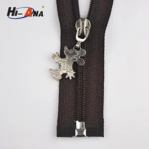 5.5 million units monthly from a 15year supplier Different size metal zipper puller for handbag