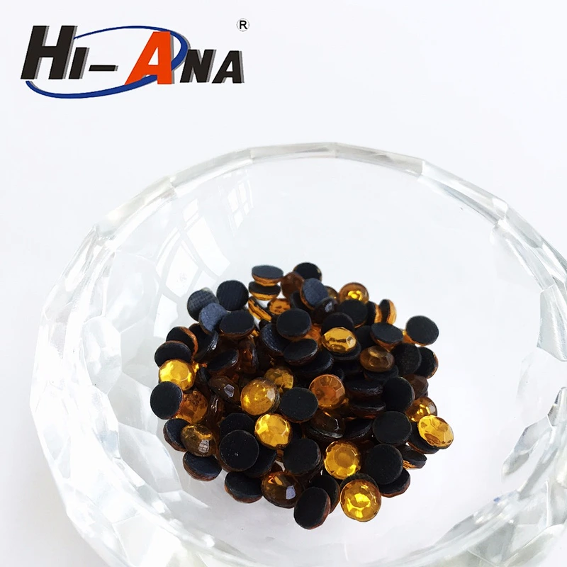 Free sample available Yiwu iron on crystals